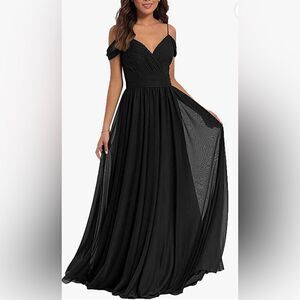 Kleinfeld Sleeveless A-Line/Princess Off The Shoulder Floor Length Dress Black